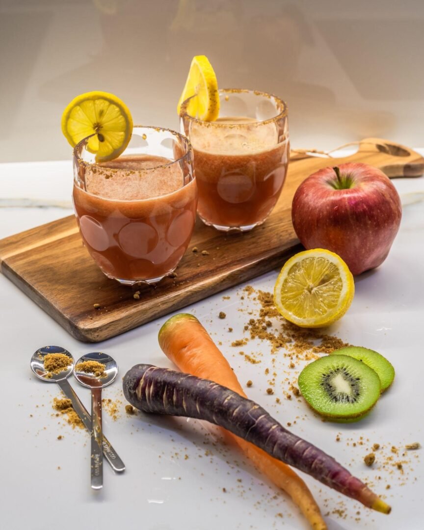 Fruit-Veg Fusion: Carrot, Apple, and Ginger Juice