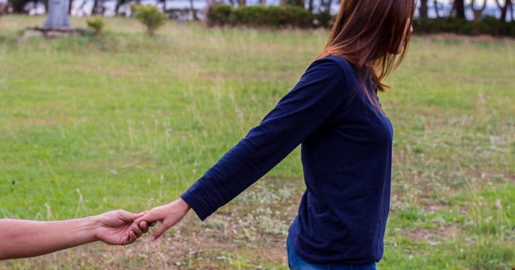 women posing away Experience Love the Lithromantic Way