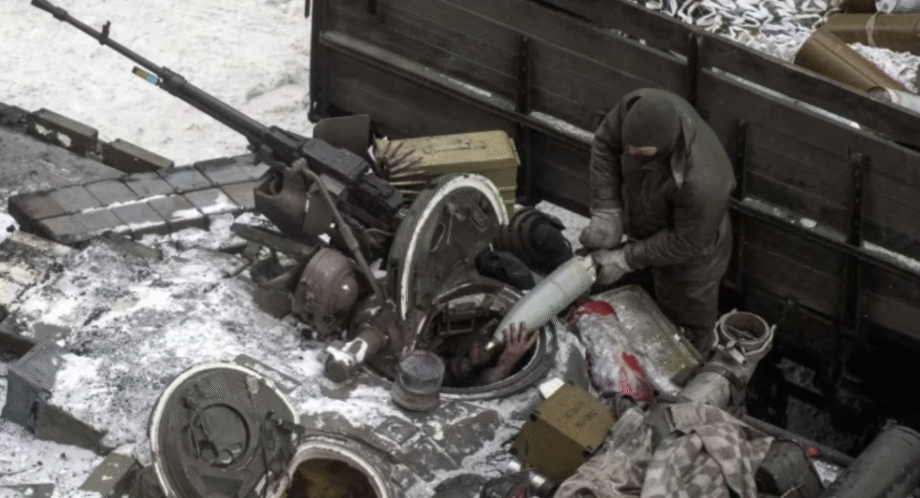 Battle of Avdiivka - Ammo is loaded in tank